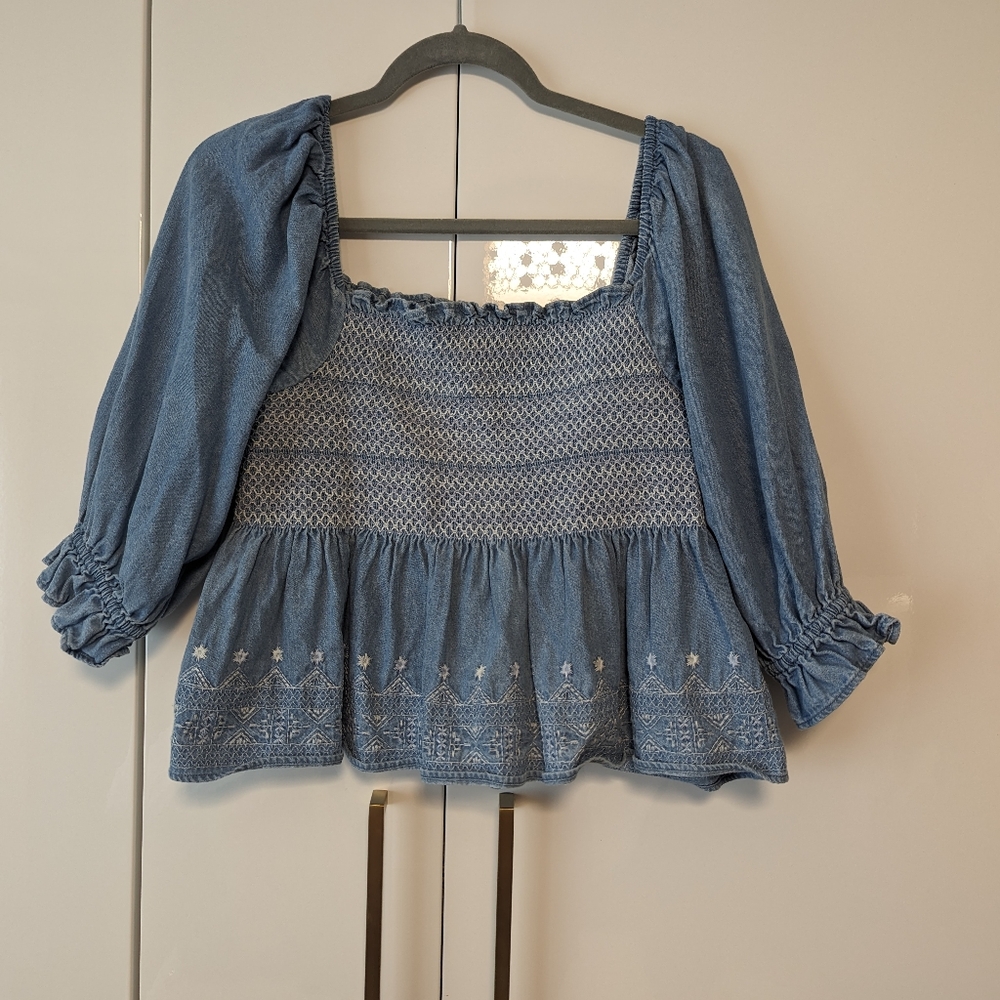 American Eagle Boho Top With Embroidered Detailing